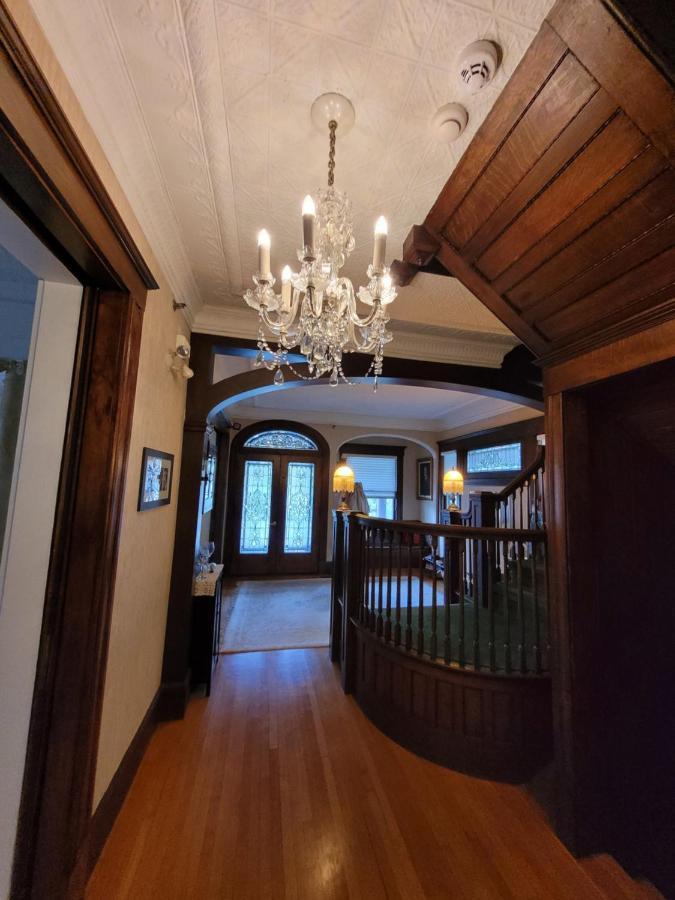 Ruby Manor Bed & Breakfast Gananoque Exterior foto