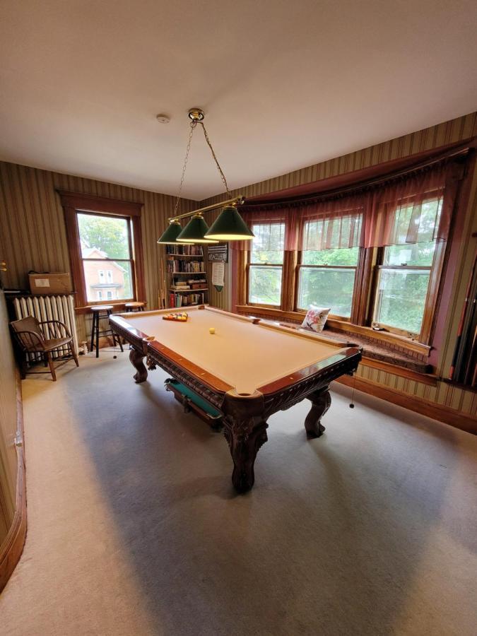 Ruby Manor Bed & Breakfast Gananoque Exterior foto