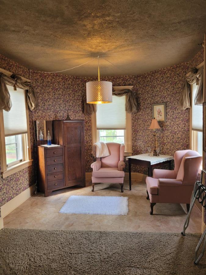 Ruby Manor Bed & Breakfast Gananoque Exterior foto